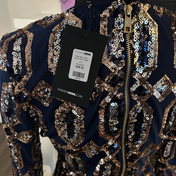 Fashion Nova Navy and Gold Long Sleeve Dress - Picture 5 of 7